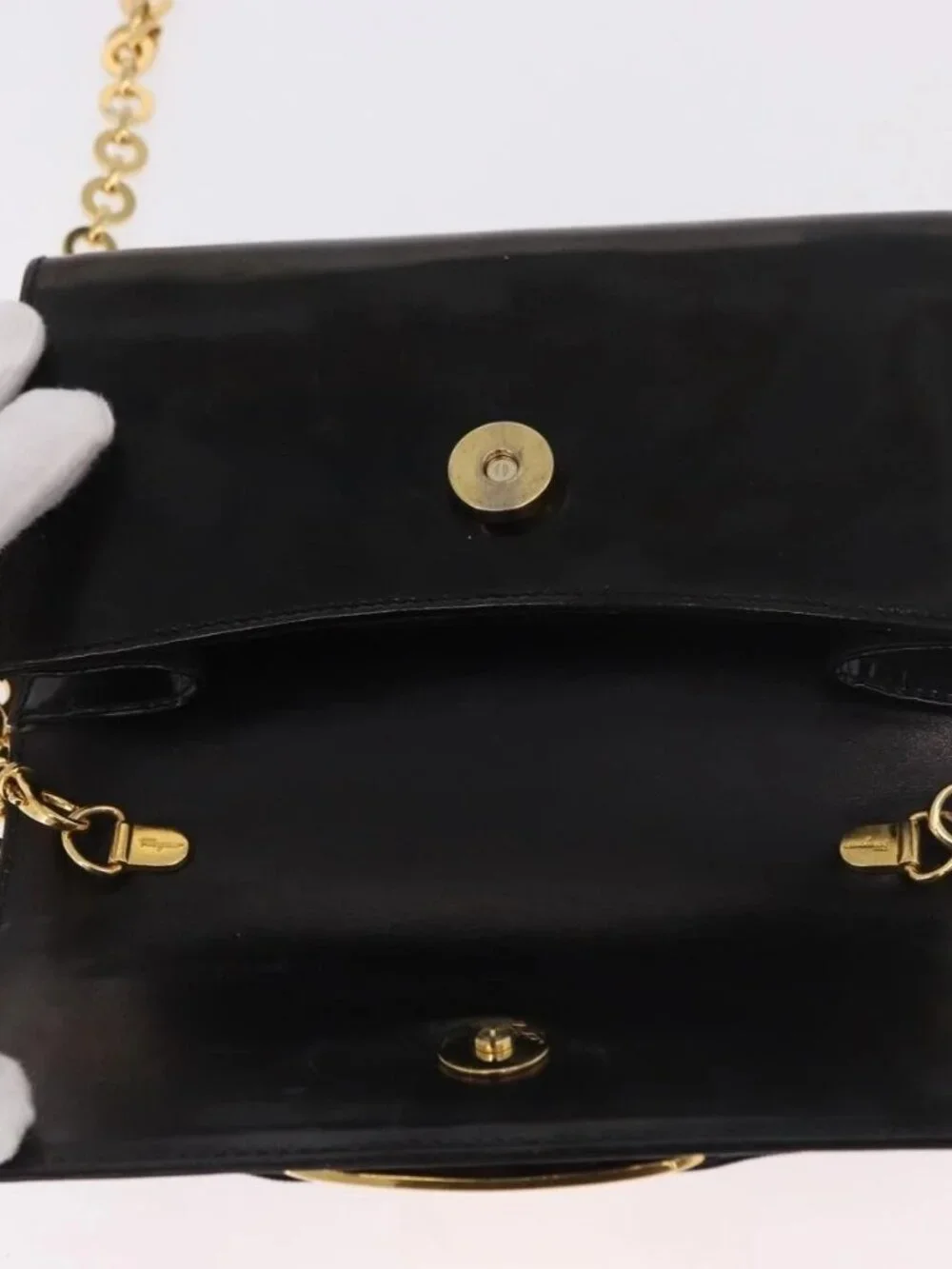 Salvatore Ferragamo Vara Ribbon Chain Bag Patent Leather Black Gold Auth bs35689